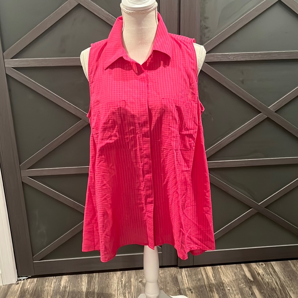 Kim Rogers sleeveless button front women’s top/ shirt